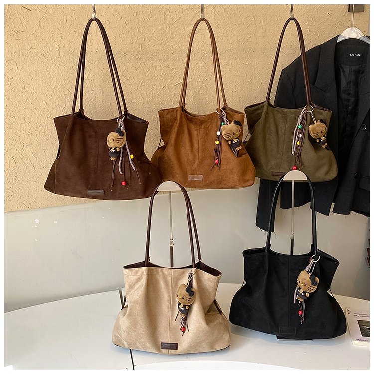 Women's Timeless PU Leather Tote Bag with Charm with Zipper detail 3