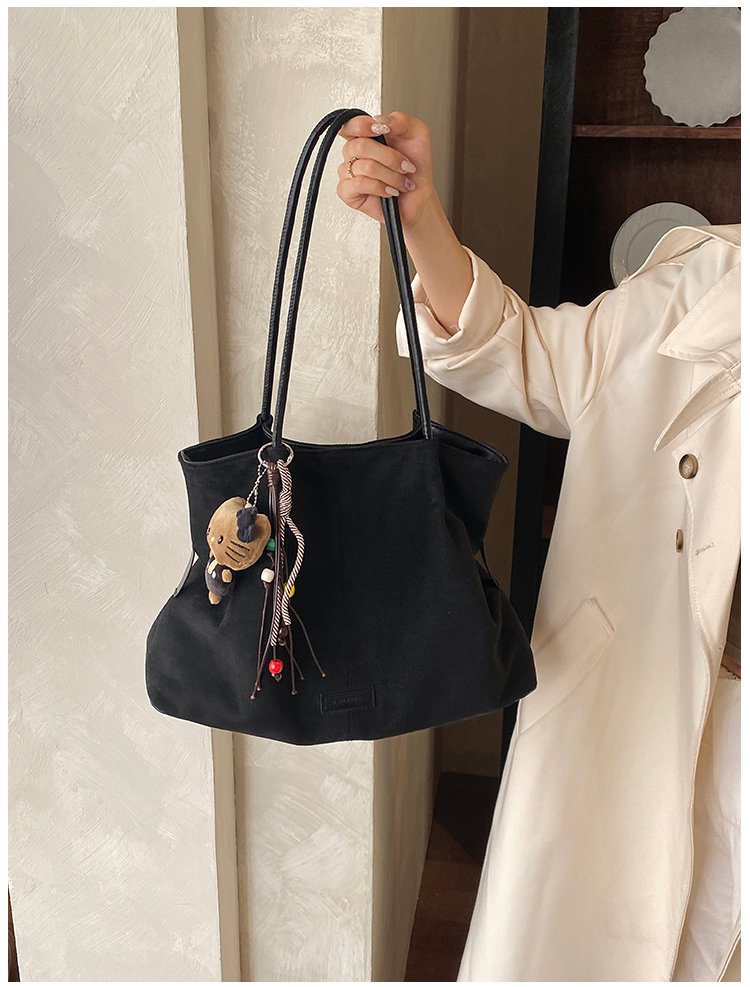 Women's Timeless PU Leather Tote Bag with Charm with Zipper detail 39