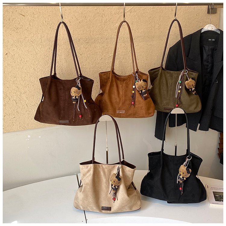 Women's Timeless PU Leather Tote Bag with Charm with Zipper detail 5