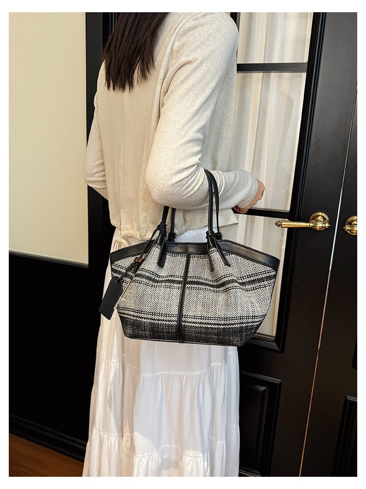 Women's Striped Cloth Crossbody Handbag with Magnetic Snap detail 7