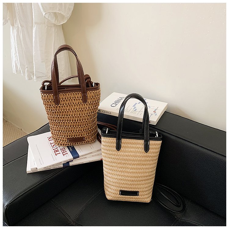 Women's Straw Woven Basket Bucket Bag detail 1