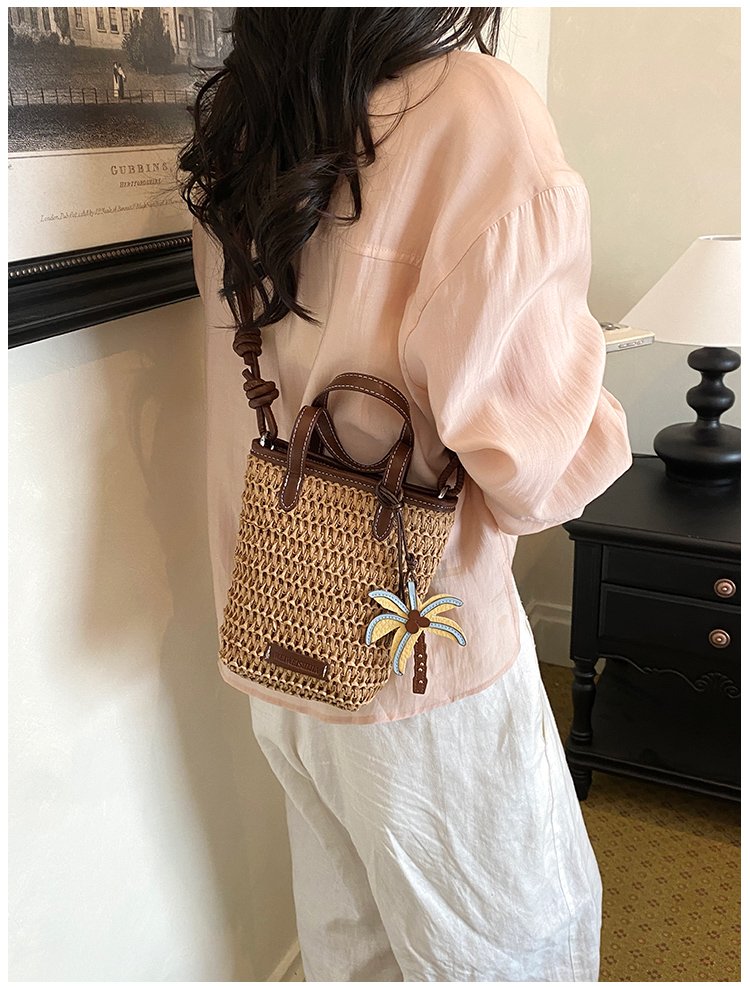 Women's Straw Woven Basket Bucket Bag detail 26