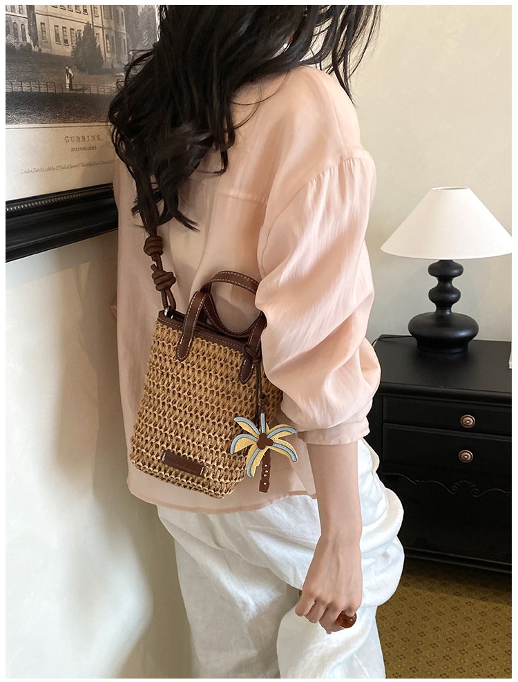 Women's Straw Woven Basket Bucket Bag detail 29