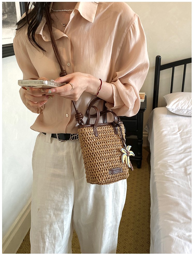 Women's Straw Woven Basket Bucket Bag detail 35