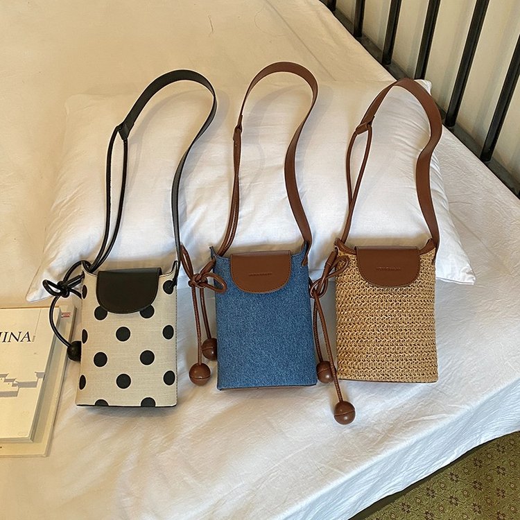 Women's PU Leather Woven Phone Bag view 2