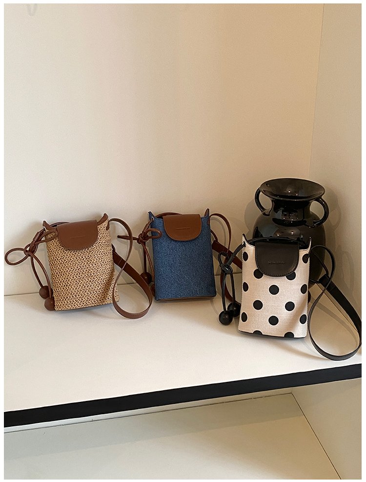 Women's PU Leather Woven Phone Bag detail 5