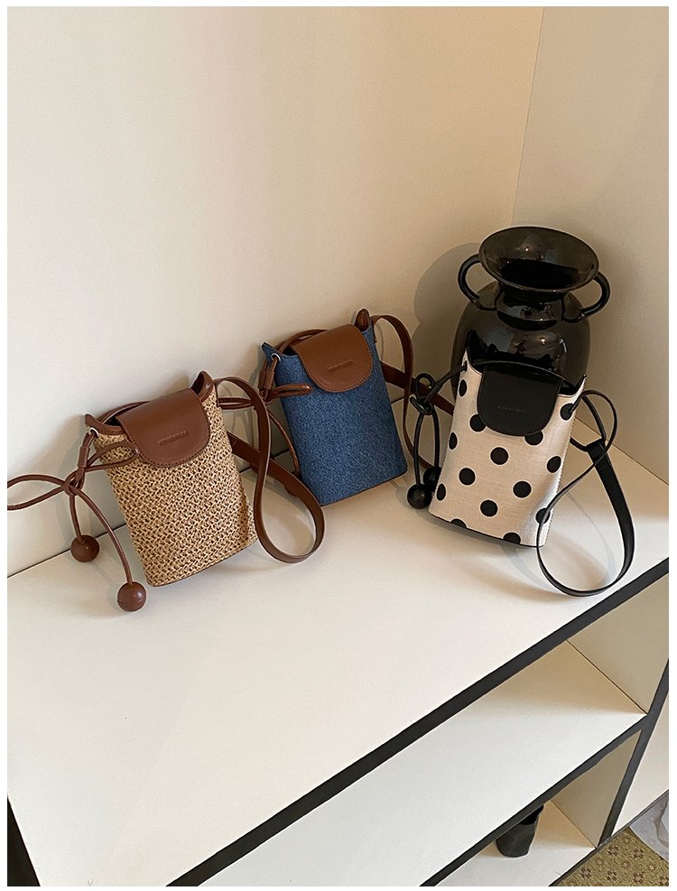 Women's PU Leather Woven Phone Bag detail 6