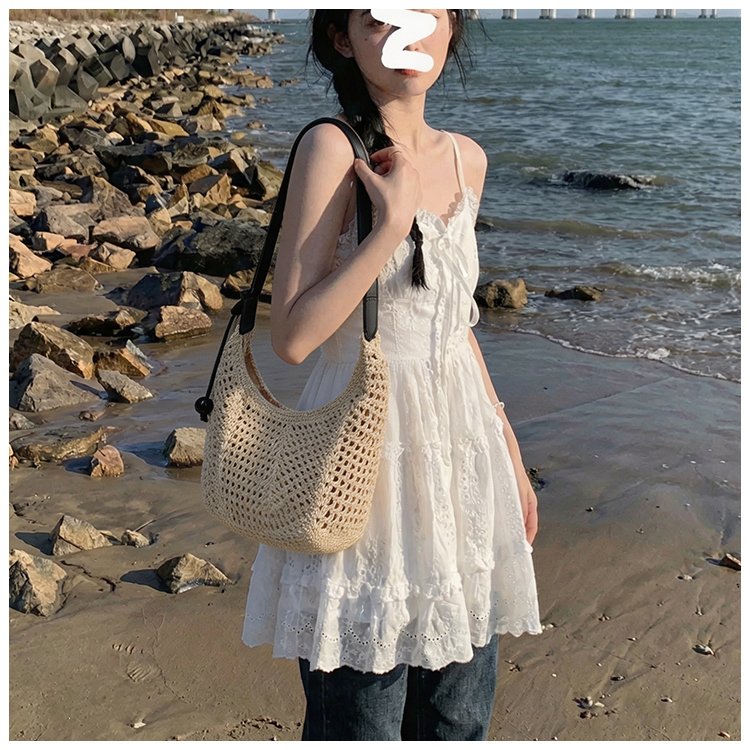 Women's Straw Woven Slouch Shoulder Bag detail 13