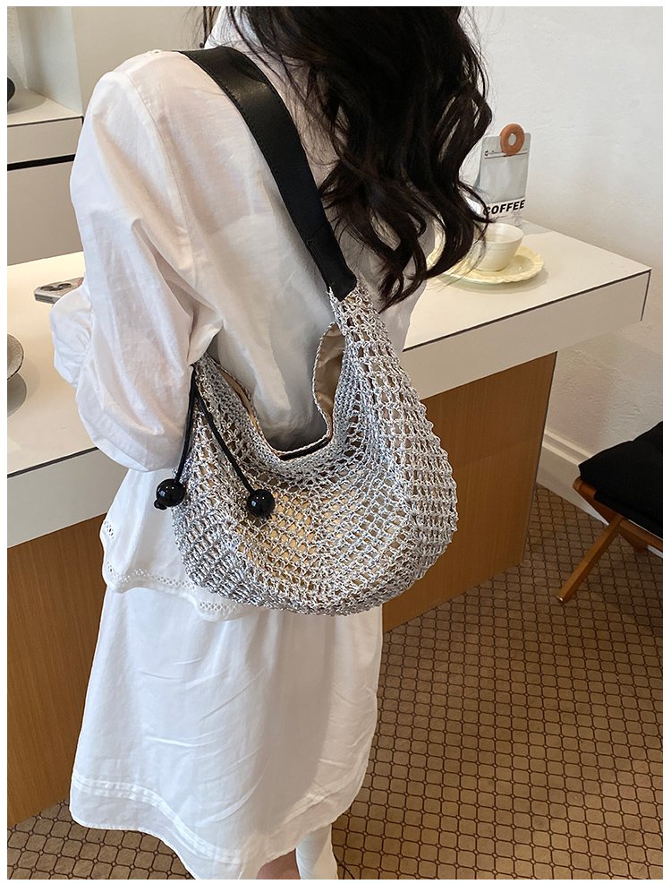 Women's Straw Woven Slouch Shoulder Bag detail 23