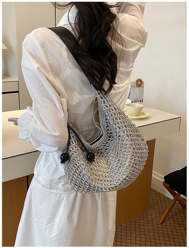 Women's Straw Woven Slouch Shoulder Bag detail 24