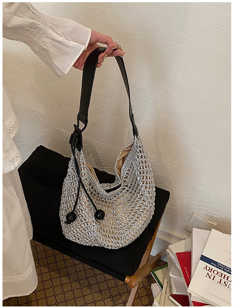 Women's Straw Woven Slouch Shoulder Bag detail 28