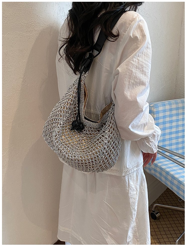 Women's Straw Woven Slouch Shoulder Bag detail 30